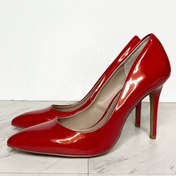 Charles by Charles David Pact Red Pump 9M - Picture 1 of 15